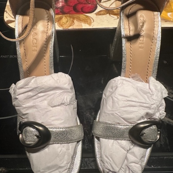 Coach Sparkly Silver Block Vero Guoio Sandals Size 8.5 - Picture 15 of 16